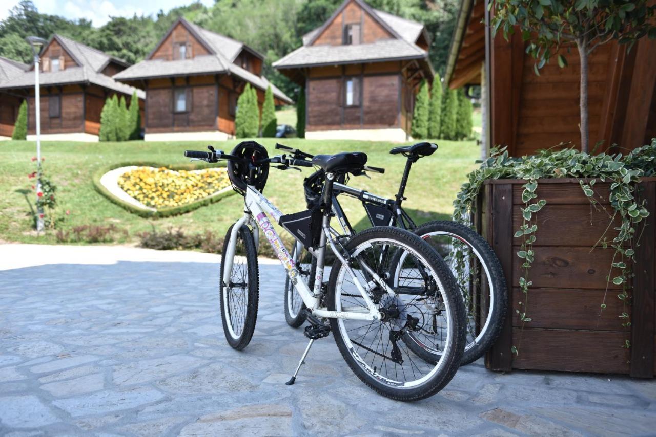 Fruske Residences Връдник Екстериор снимка