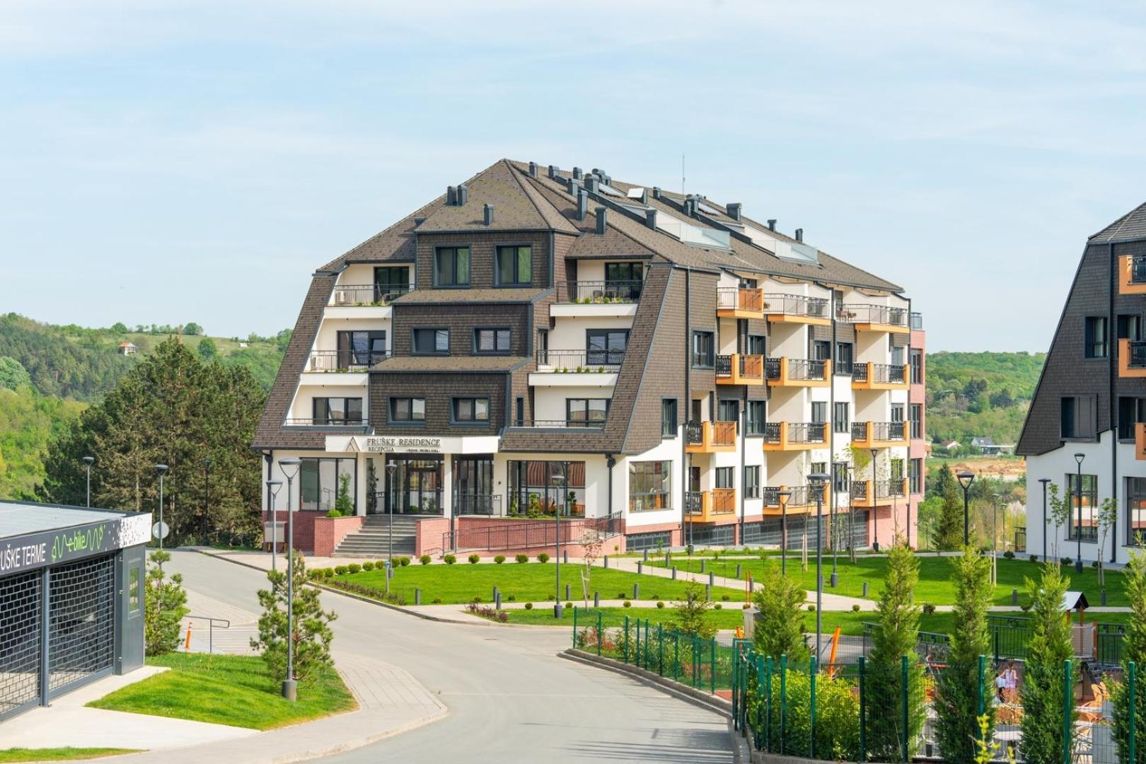Fruske Residences Връдник Екстериор снимка